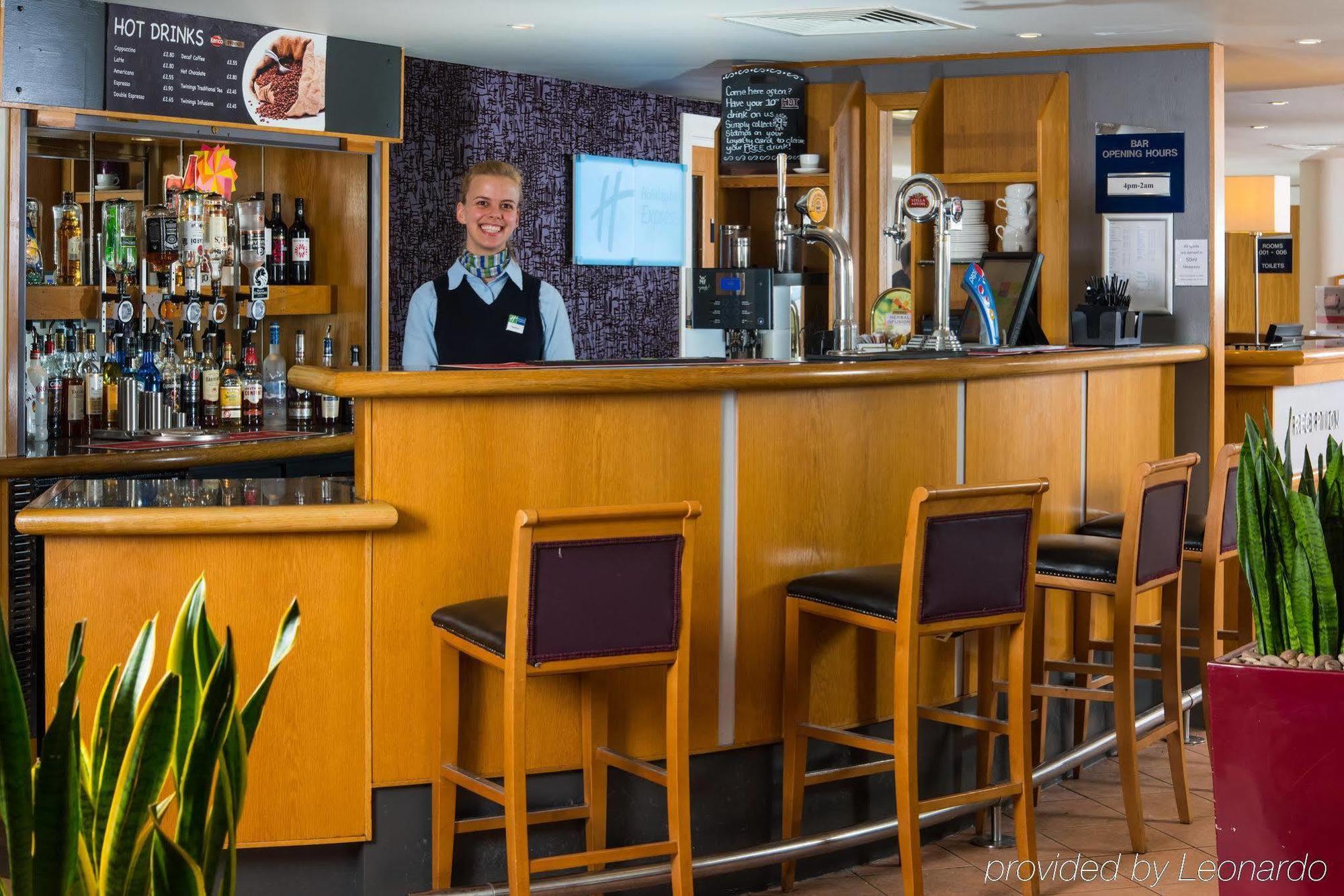 Holiday Inn Express Edinburgh - Leith Waterfront, An Ihg Hotel Exterior foto